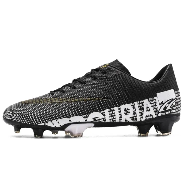 Ultralight Soccer Shoes Men Outdoor FG TF Boys Non-Slip Cleats Sneakers With Star On Side