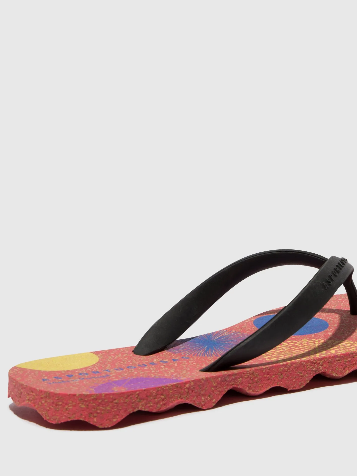 Beach Flip-Flops CORALS Red & black strap Flip Flops That Don't Slip When Wet