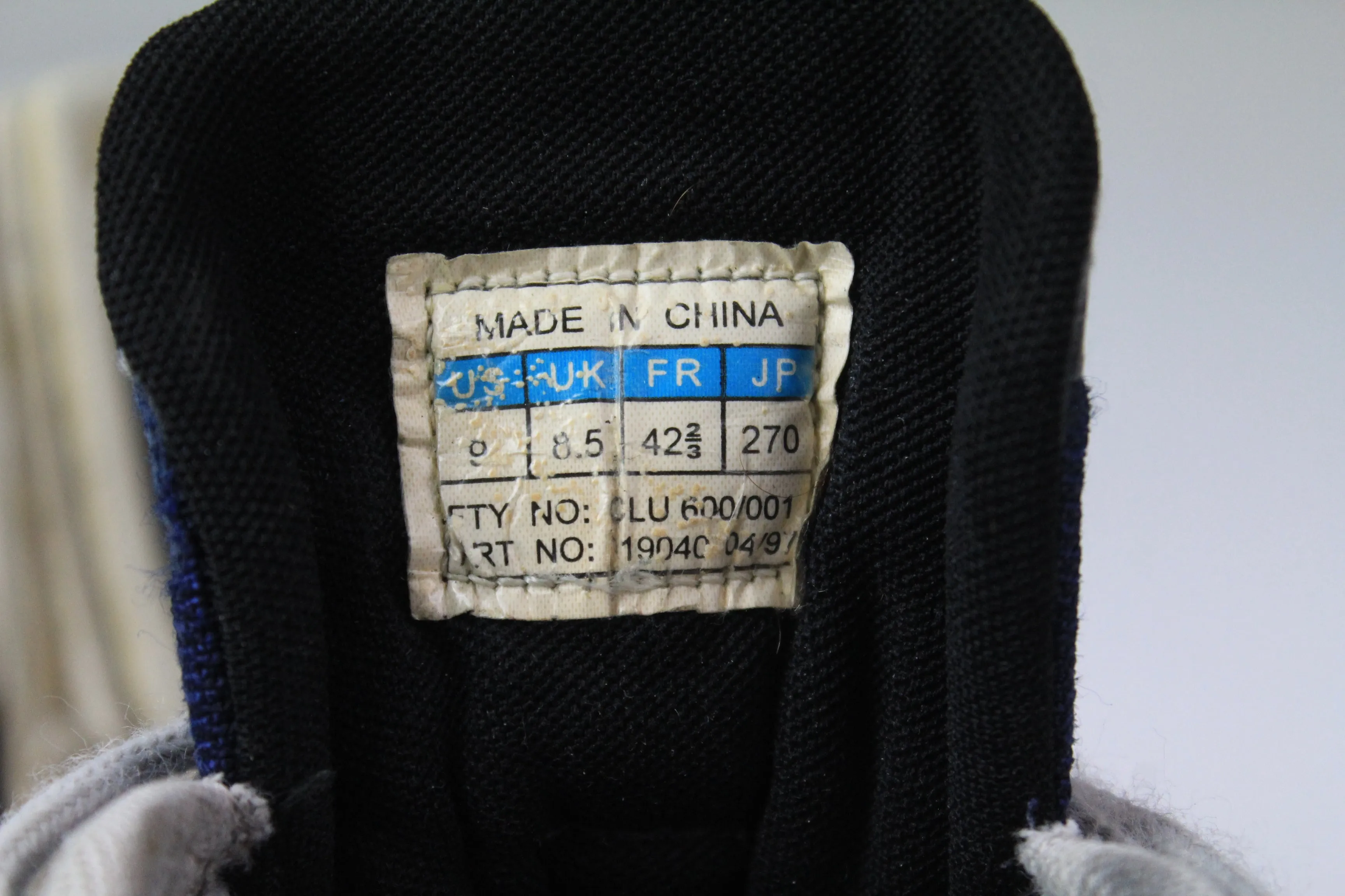 Adidas Youth Basketball Shoes Vintage Adidas Sneakers US 9