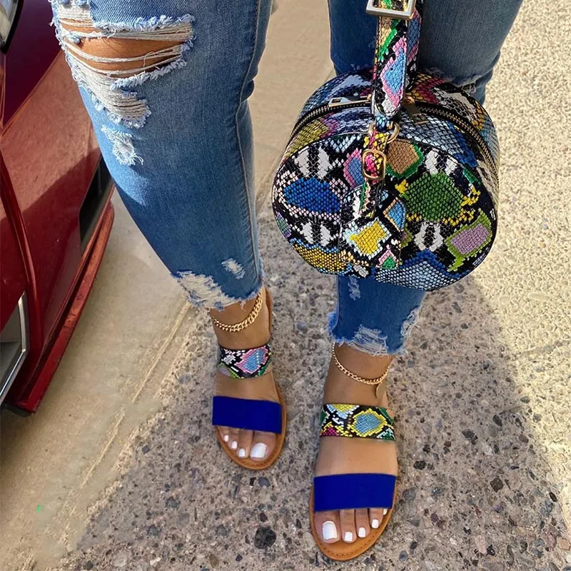 Wide Flip Flops Women Slippers Snake Print Shoes Woman Casual Flat Slides Lady Outdoor Beach Flip Flops Comfort Female Shoes Summer Fashion New