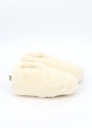 Weezie Slippers Women's Faux Fur Slippers,Cream