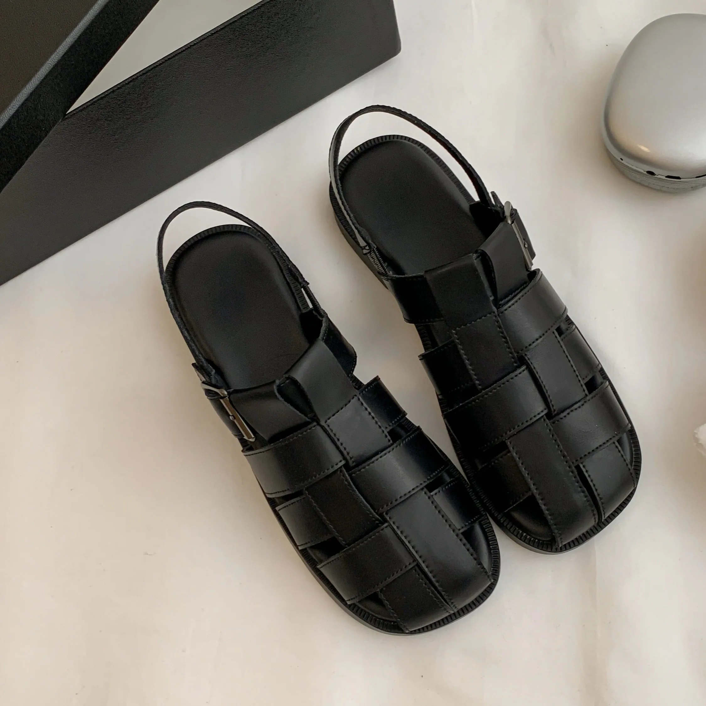 Womens Fisherman Flat Shoe Strappy Close-toe Sandals Comfy And Stylish Sandals