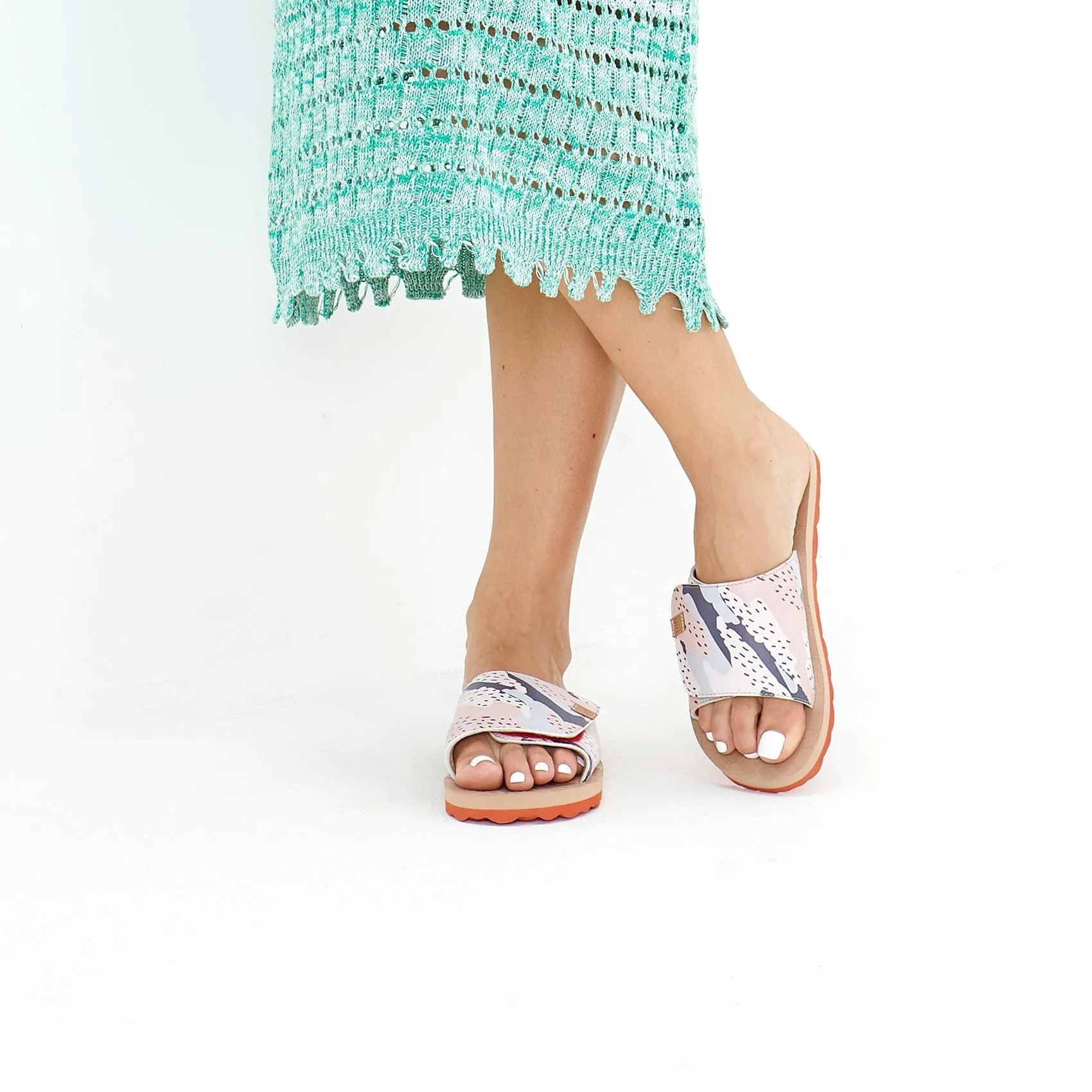 Massage Fit Slip Ons Pink Beach Blanes III Women