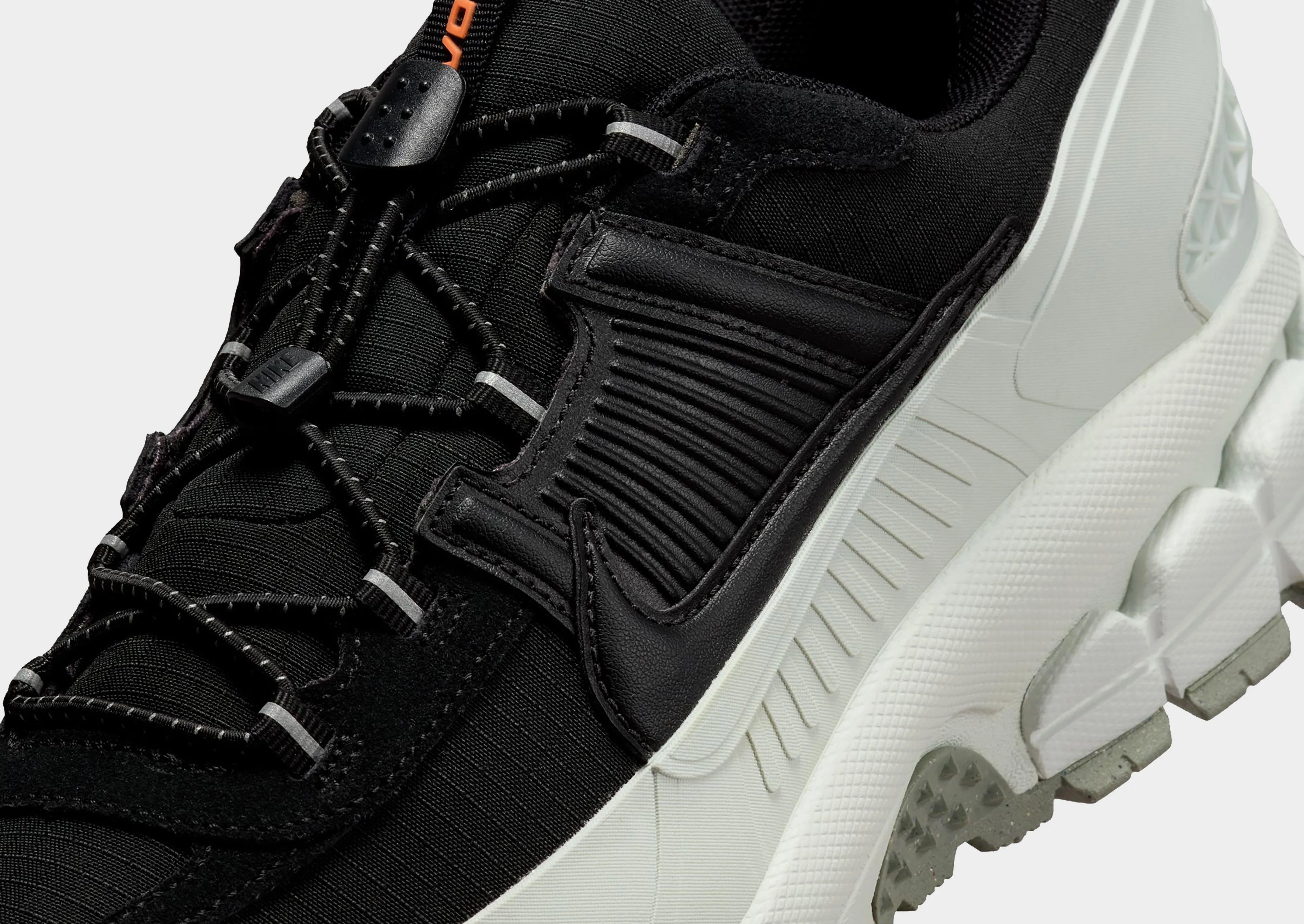 Asics Running Shoes Outlet Zoom Vomero Roam